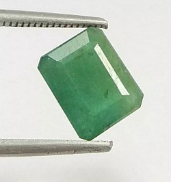 🔹Perfect sized Emerald for a pendent.