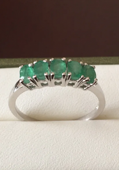 🔹 Zambian Emerald Silver Ring.