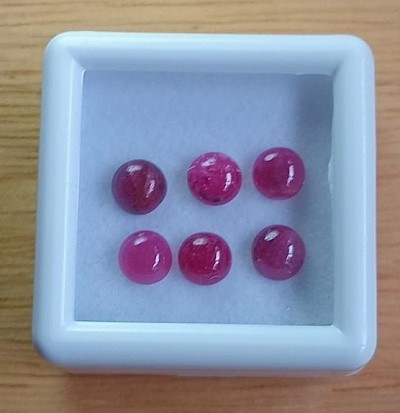 • Natural Ruby Round Cabochon 5mm Untreated Loose Gemstones.